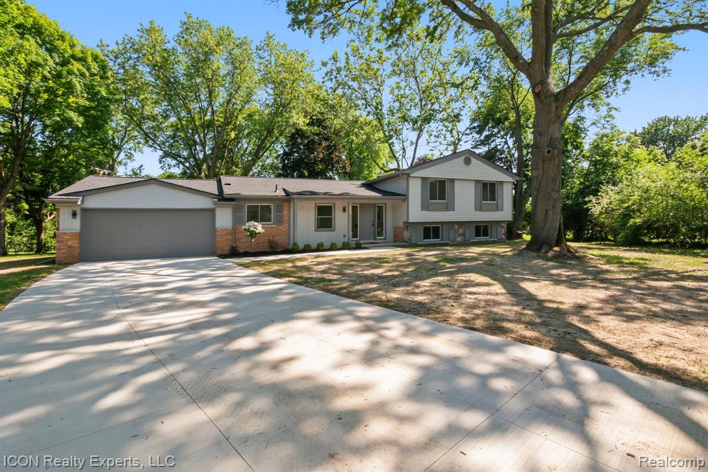 4089 Aberdeen Court, West Bloomfield, MI 48323 — Photo 38