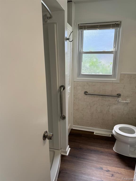 5657 CORNELL Street, Dearborn Heights, MI 48125 — Photo 9