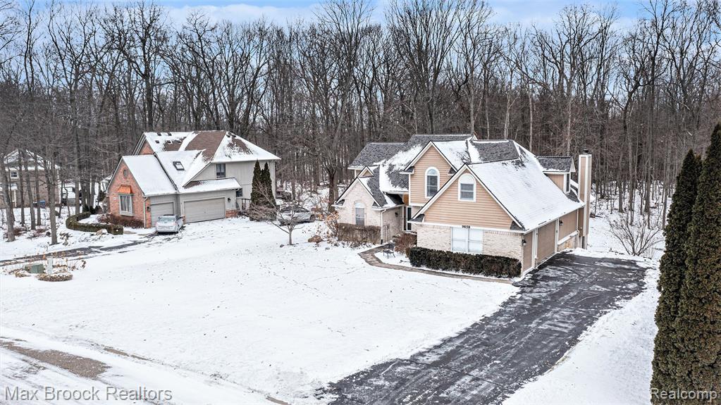 9858 Forest Ridge Drive, Clarkston, MI 48348 — Photo 4