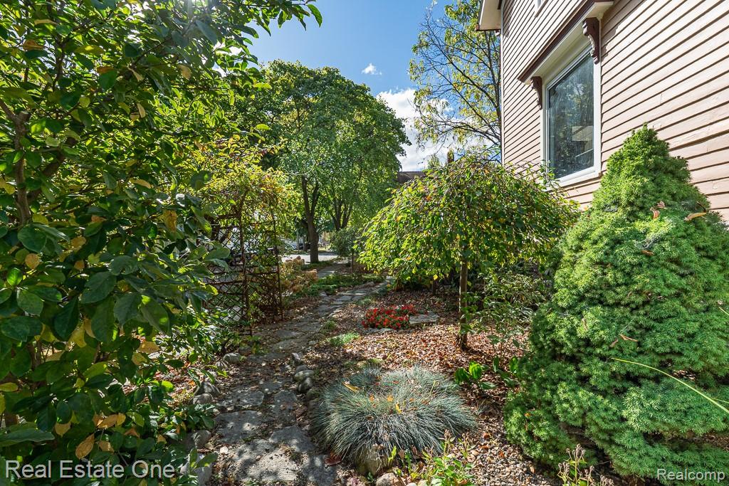 629 N Calhoun Street, Lapeer, MI 48446 — Photo 52