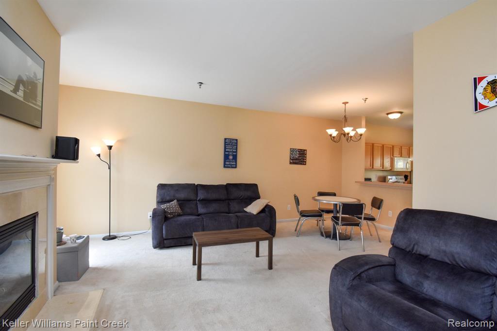 25467 SAINT JAMES, Southfield, MI 48075 — Photo 11