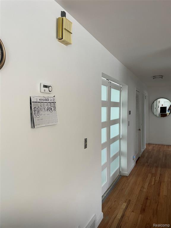3443 Nichols Road, Auburn Hills, MI 48326 — Photo 12