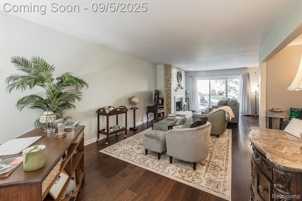 475 Sandehurst Drive, Grand Blanc, MI 48439 — Photo 12