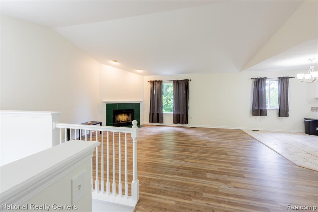 40772 WORTHINGTON Road, Canton, MI 48188 — Photo 5