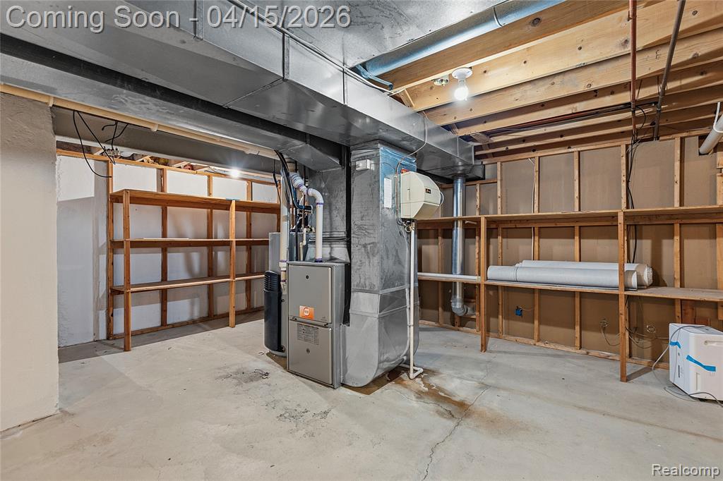 14855 Brompton Court, Shelby Twp, MI 48315 — Photo 45