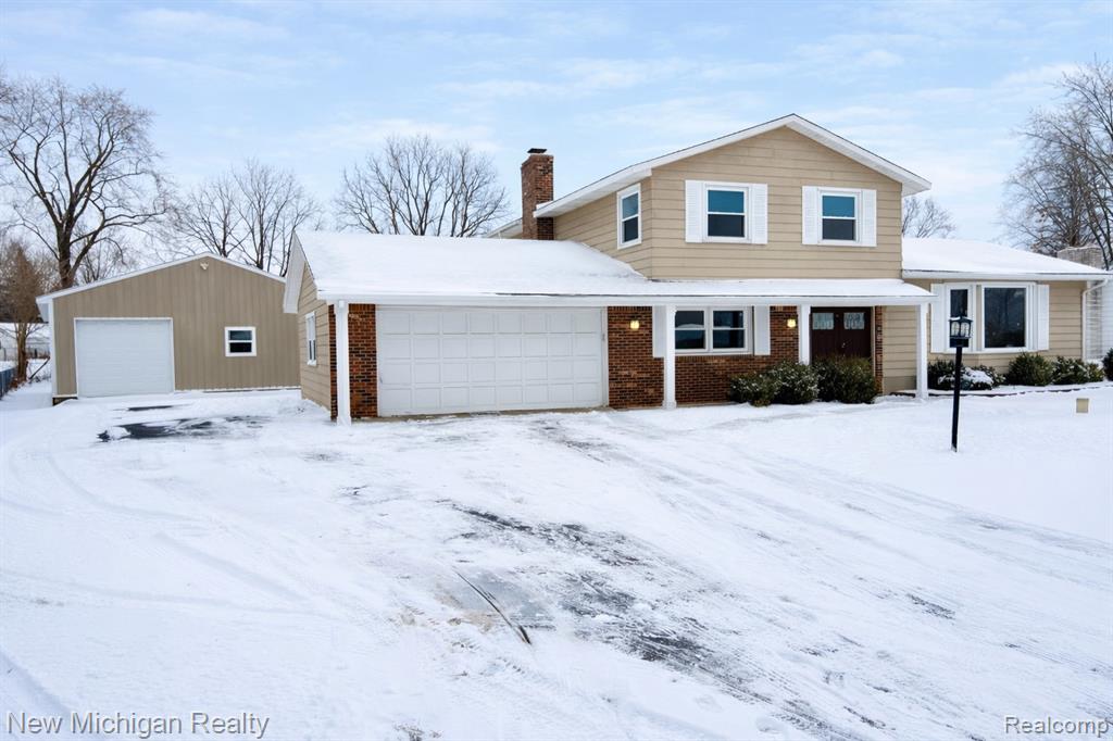 4447 Mount Vernon Pass, Swartz Creek, MI 48473 — front exterior