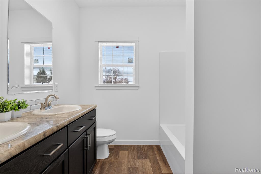 7551 Packard Ave, Warren, MI 48091 — Photo 8