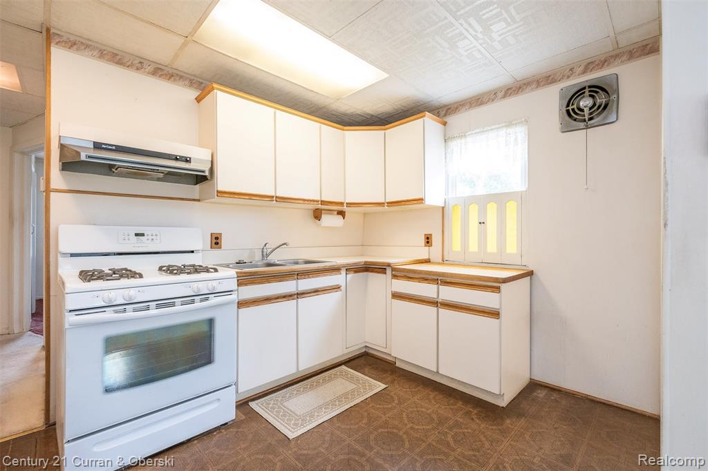 9663 Columbia, Redford, MI 48239 — Photo 15