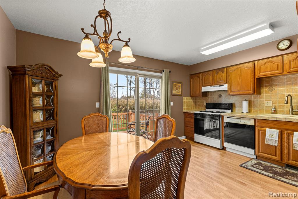 29307 W Jefferson Avenue, 14, Gibraltar, MI — Photo 11