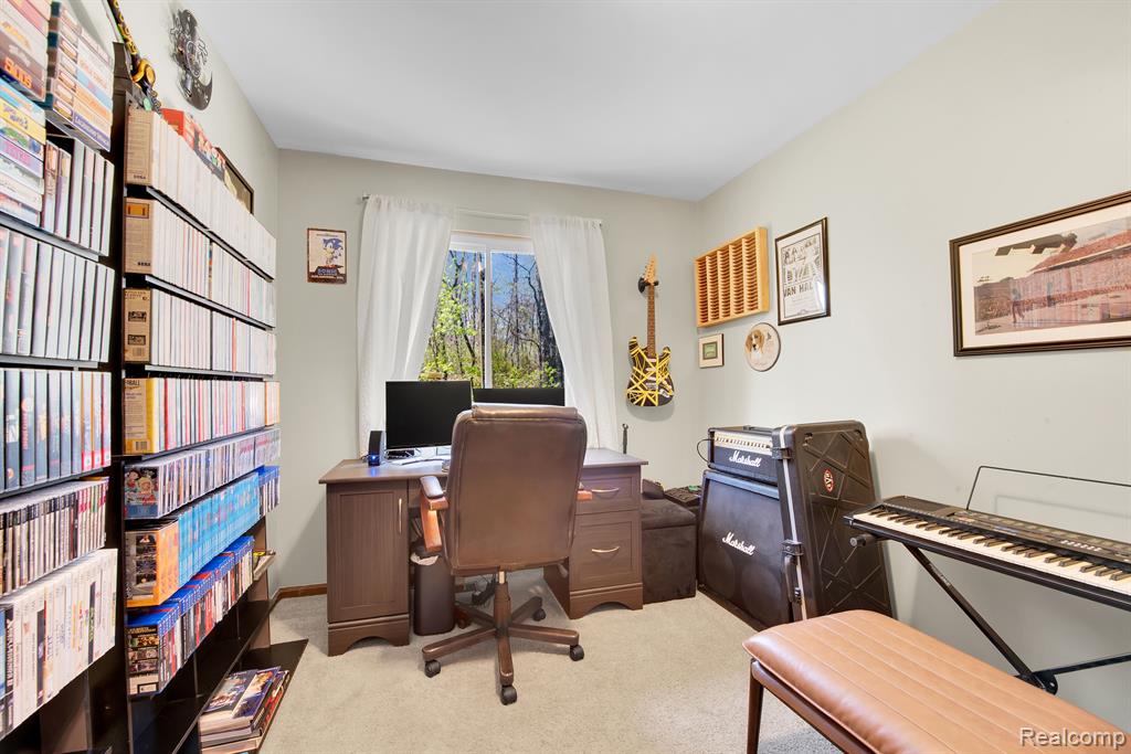 414 NORLAND Street, Lake Orion, MI 48362 — Photo 14