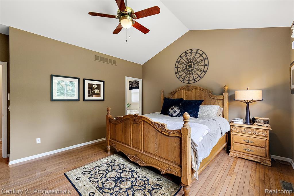 8117 Remington Court, Clarkston, MI 48348 — Photo 14
