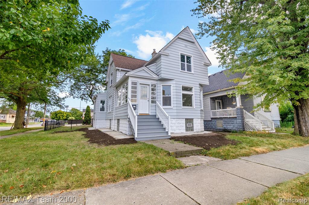 605 Eureka Road, Wyandotte, MI 48192 — Photo 3