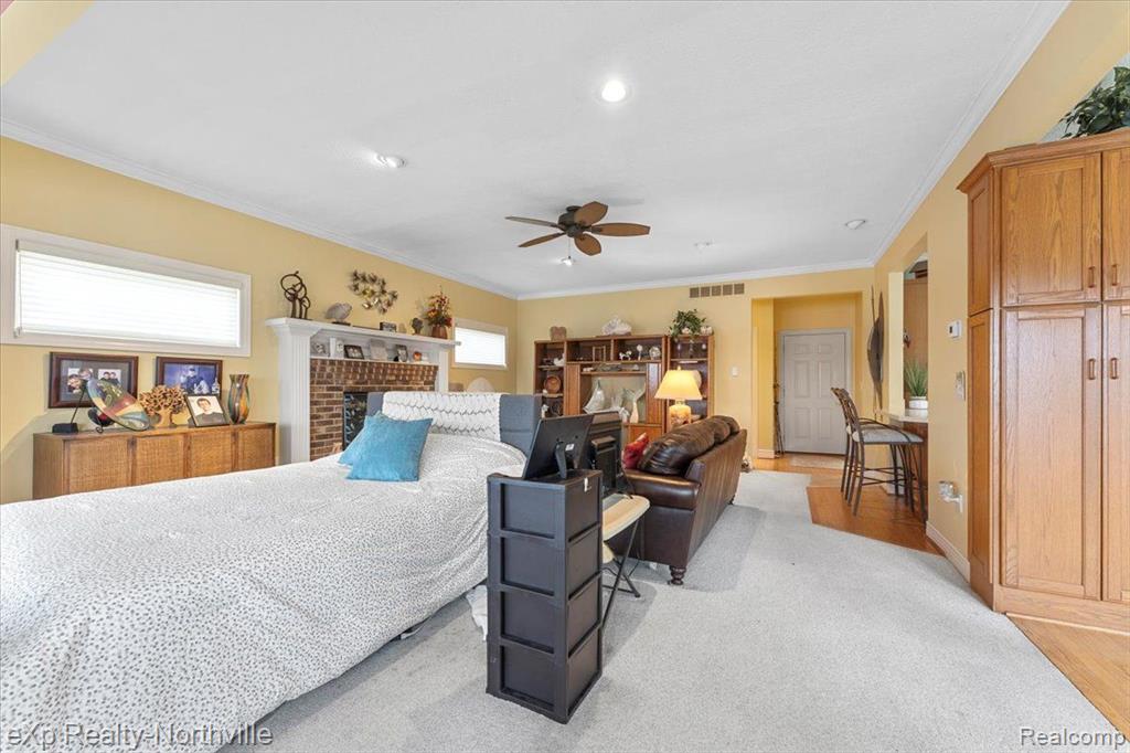 9283 FIRWOOD Road, South Lyon, MI 48178 — Photo 7
