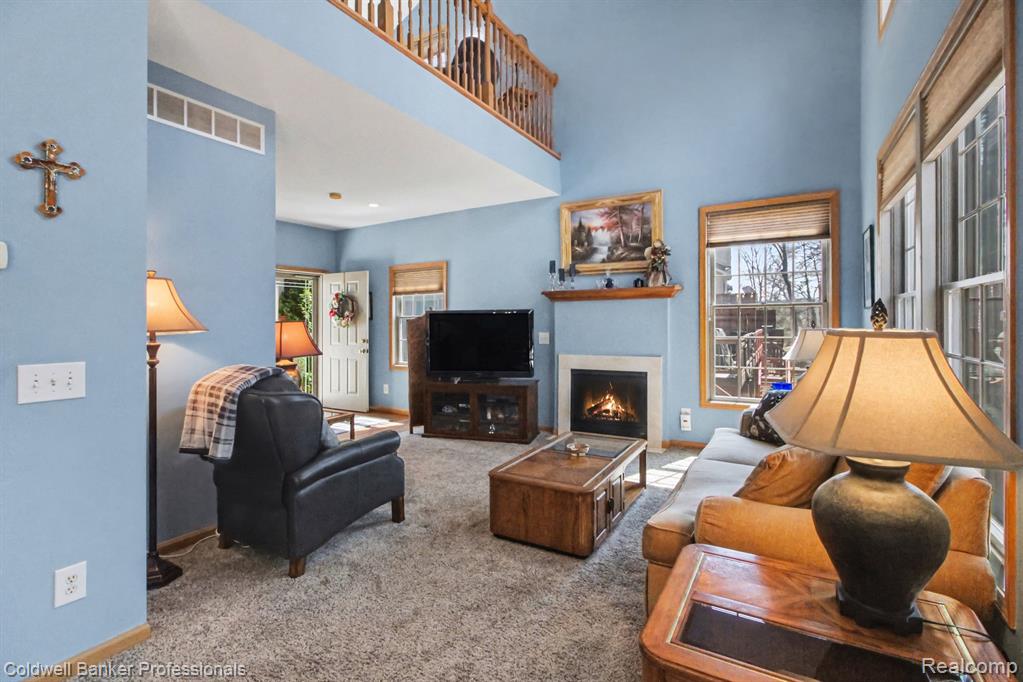 252 Stratford Lane, Lake Orion, MI — Photo 12