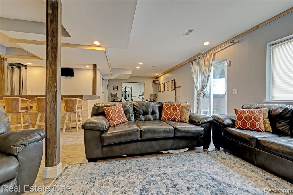 650 Eastlake Trail, Oxford, MI 48371 — Photo 31