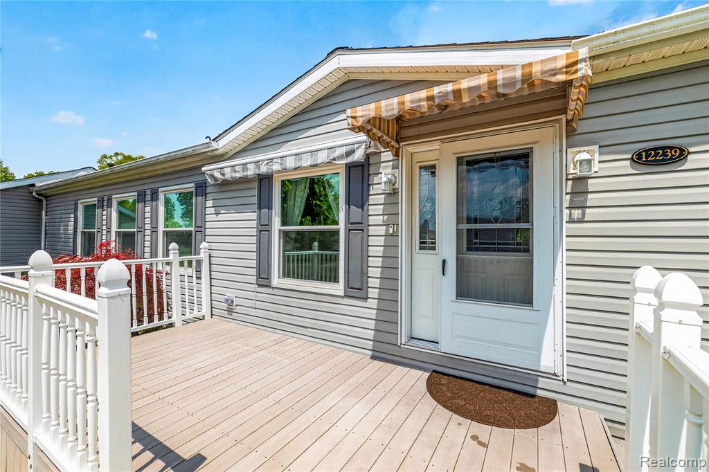 12239 Maple Creek Court, South Lyon, MI 48178 — Photo 3