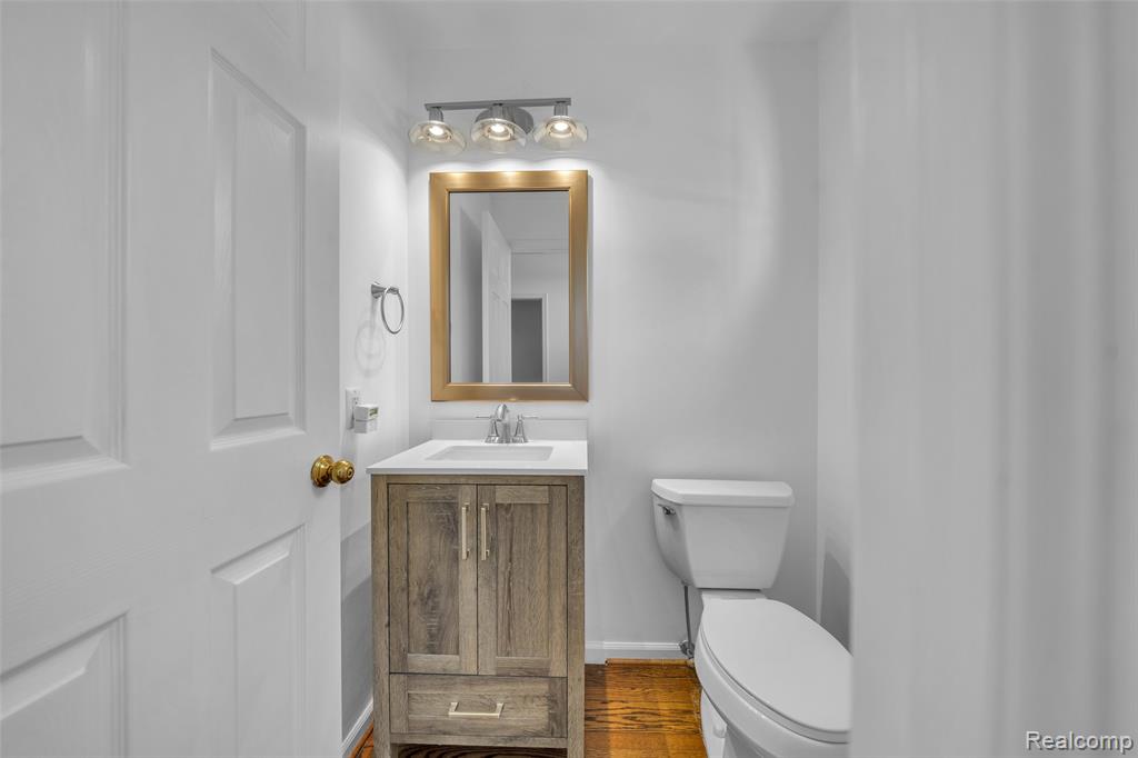 881 Tartan Trail, Bloomfield Hills, MI 48304 — Photo 19