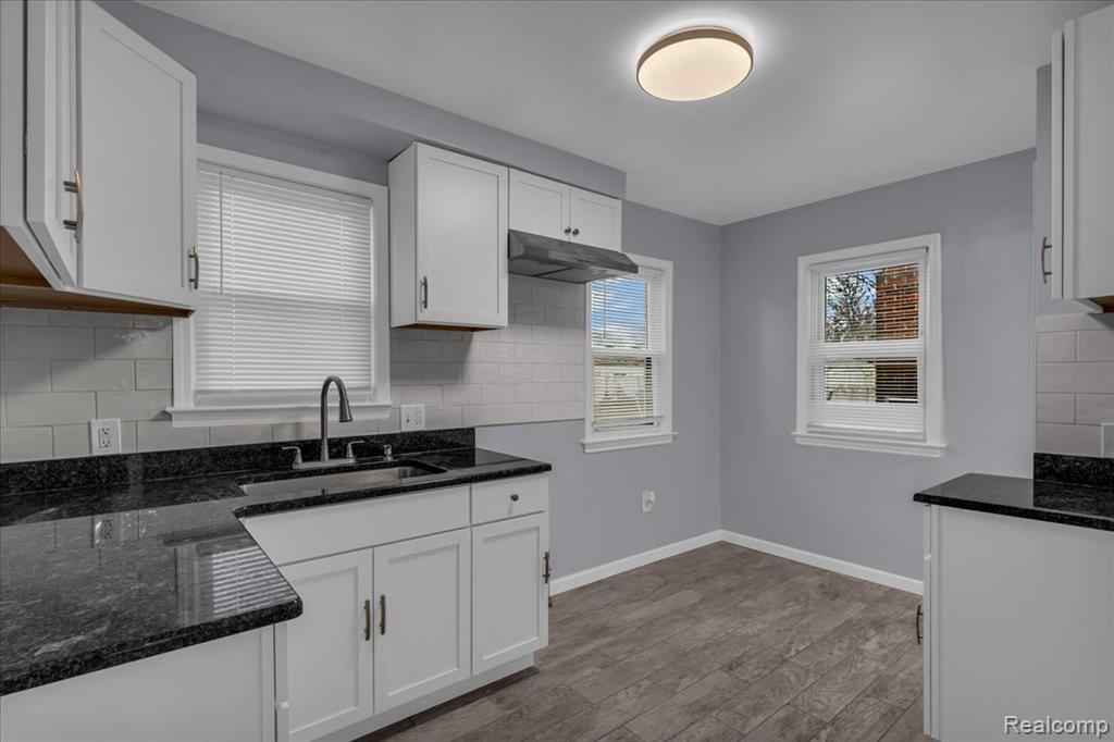 20426 Wexford Street, Detroit, MI 48234 — Photo 10