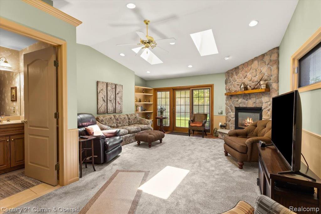 4669 PARKSIDE Boulevard, Allen Park, MI 48101 — Photo 16