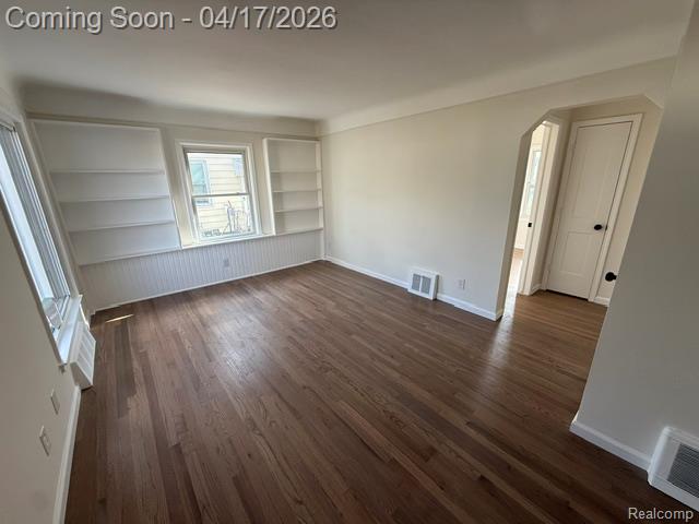 23261 Seneca Street, Oak Park, MI 48237 — Photo 12