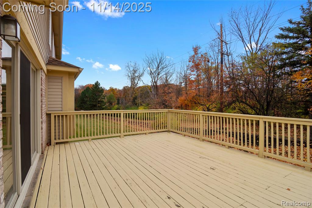 9106 Countrywood Drive, Plymouth, MI 48170 — Photo 35