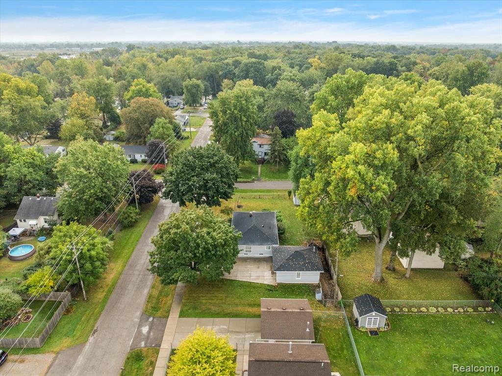 841 Nash Avenue, Waterford, MI 48328 — Photo 5