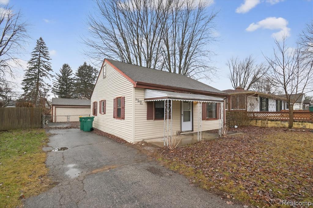 435 E Grand Boulevard, Ypsilanti, MI 48198 — Photo 3