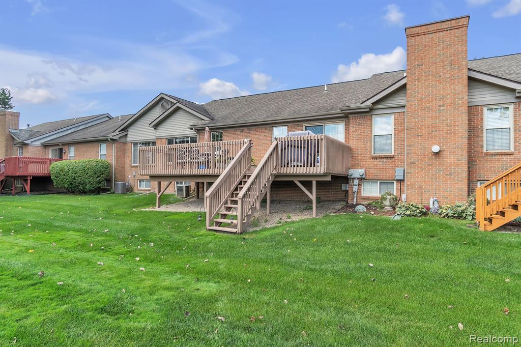 1955 PEBBLE CREEK Drive, Canton, MI 48188 — Photo 43