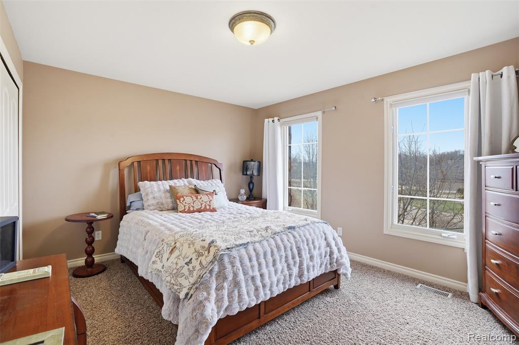 8851 Stoney Creek Drive, South Lyon, MI 48178 — Photo 32