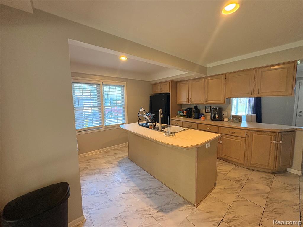 23349 Roxana Avenue, Eastpointe, MI 48021 — Photo 6