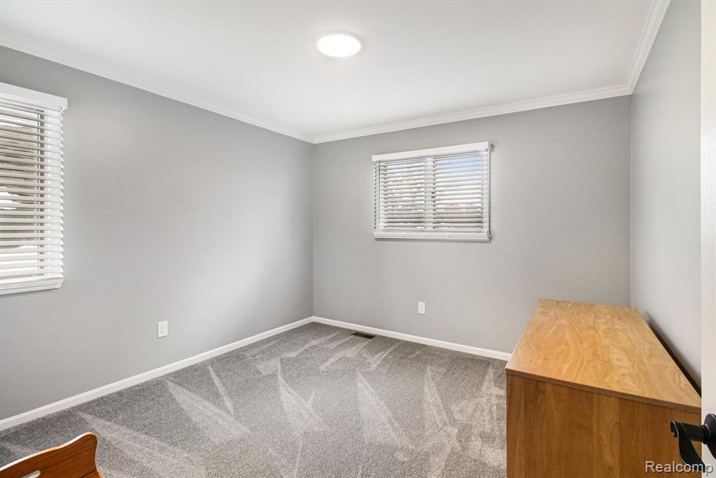 8620 Southridge Drive, Howell, MI 48843 — Photo 26
