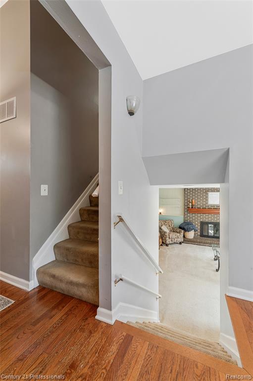 9664 Listeria Street, Commerce Twp, MI 48382 — Photo 4