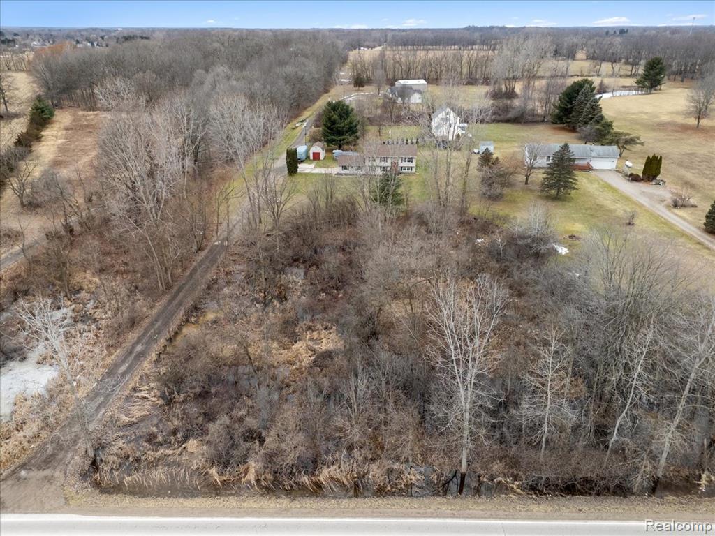 5647 Owosso Road, Fowlerville, MI 48836 — Photo 27