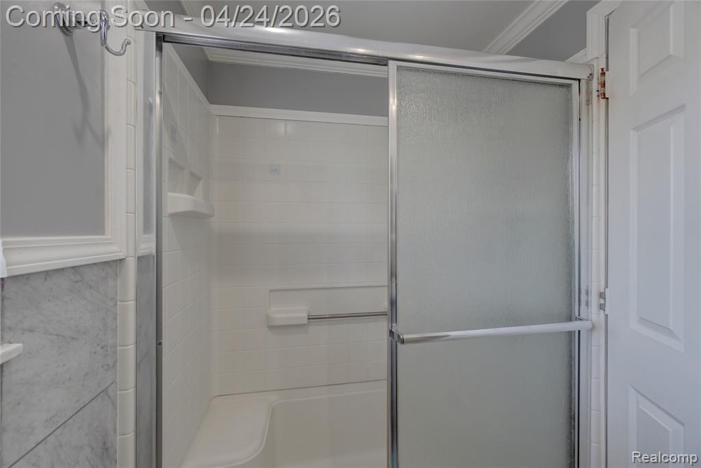 22520 E 13 Mile Road, Saint Clair Shores, MI 48082 — Photo 18