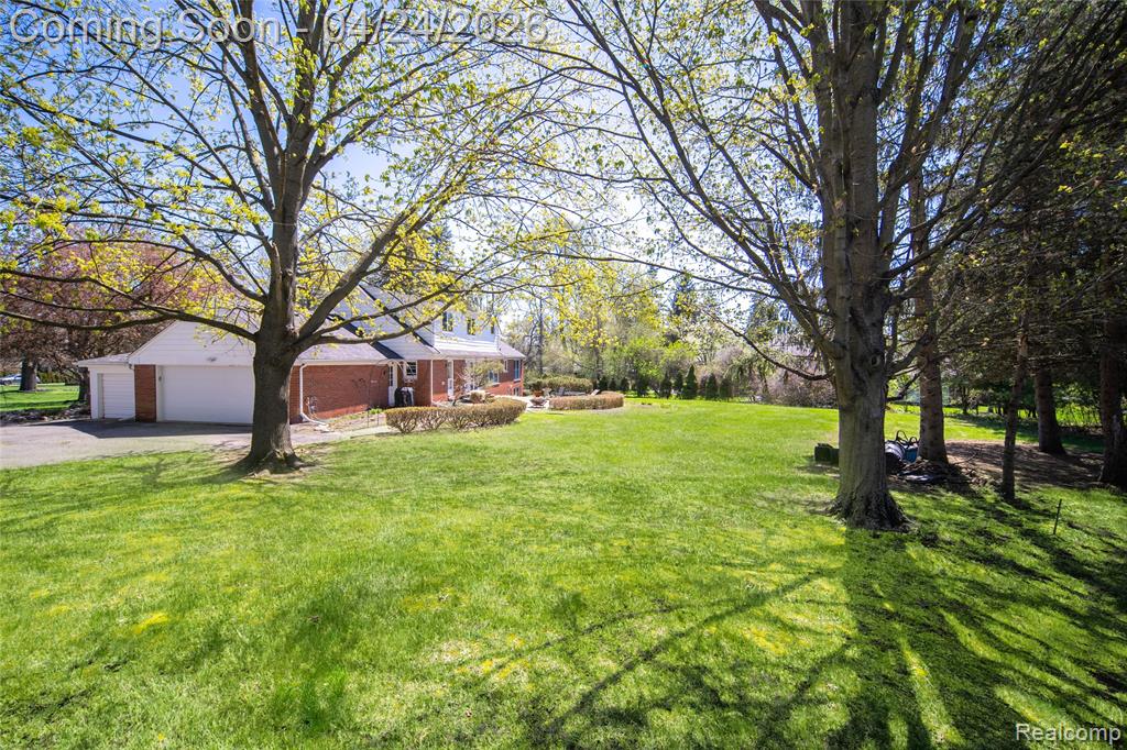 24531 Bloomington Drive, Franklin, MI 48025 — Photo 3