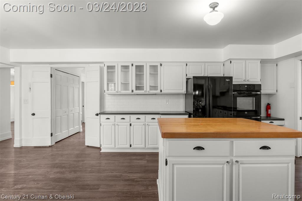 22238 Harlan Drive, Grosse Ile, MI 48138 — Photo 11