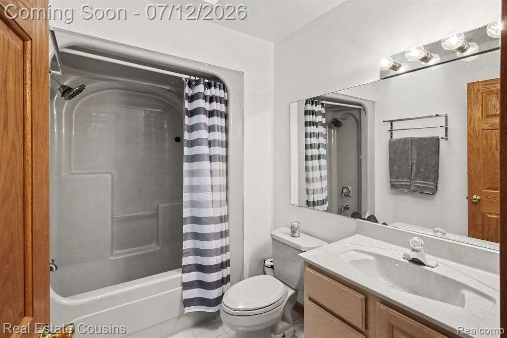 9828 Whisperwood Lane, Brighton, MI 48116 — Photo 22