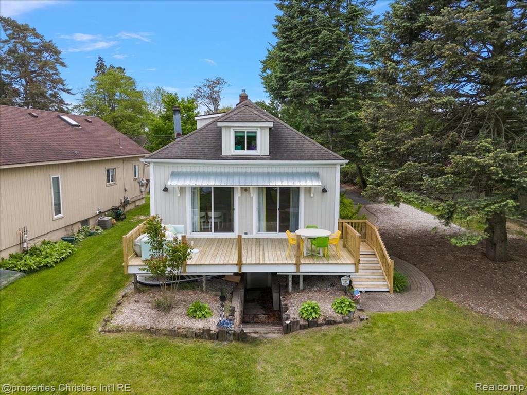 600 Wolverine Drive, Walled Lake, MI 48390 — Photo 37