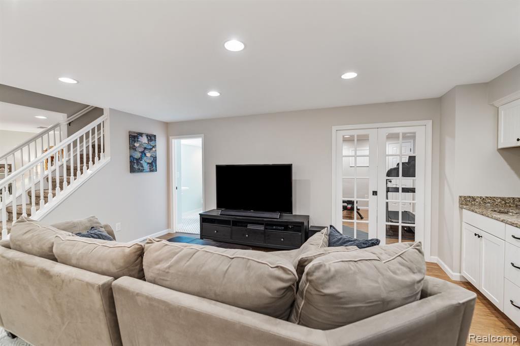 821 BEECH Court, Plymouth, MI 48170 — Photo 39