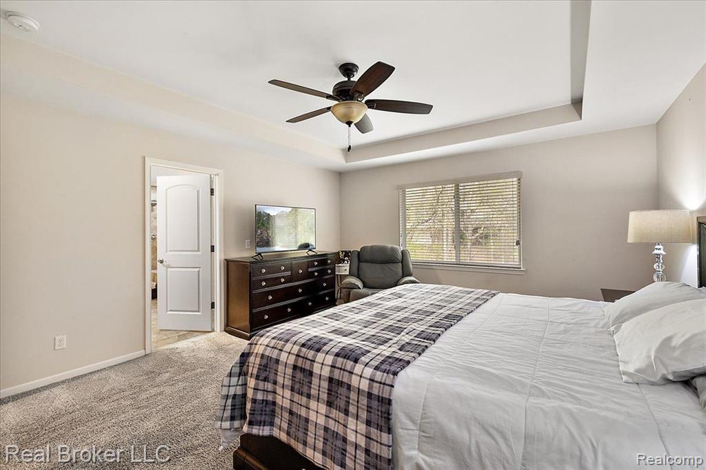 5633 GOLF POINTE Drive, Clarkston, MI 48348 — Photo 50