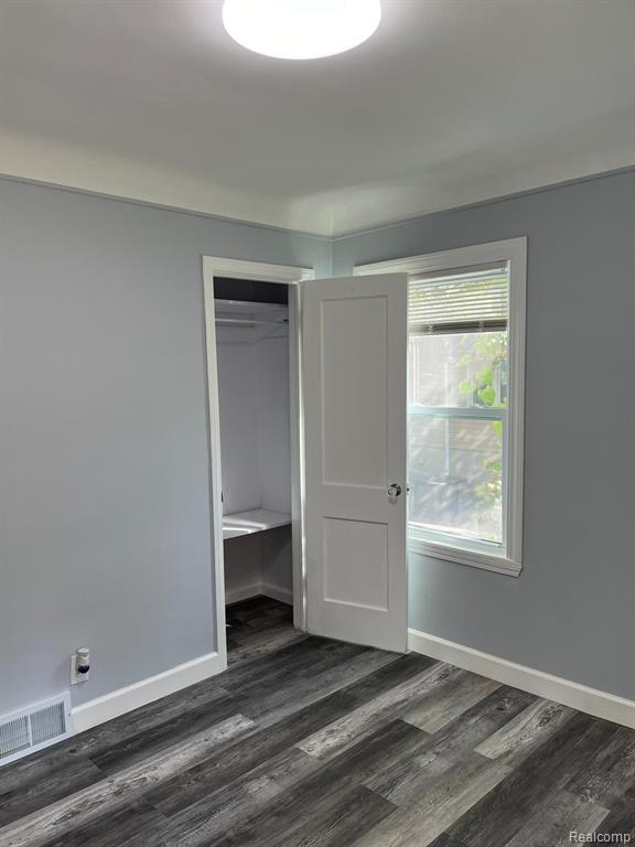 7535 STANDARD, Center Line, MI 48015 — Photo 12