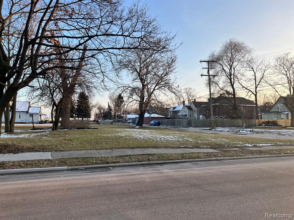 3525 PORTER Street, Detroit, MI 48216
