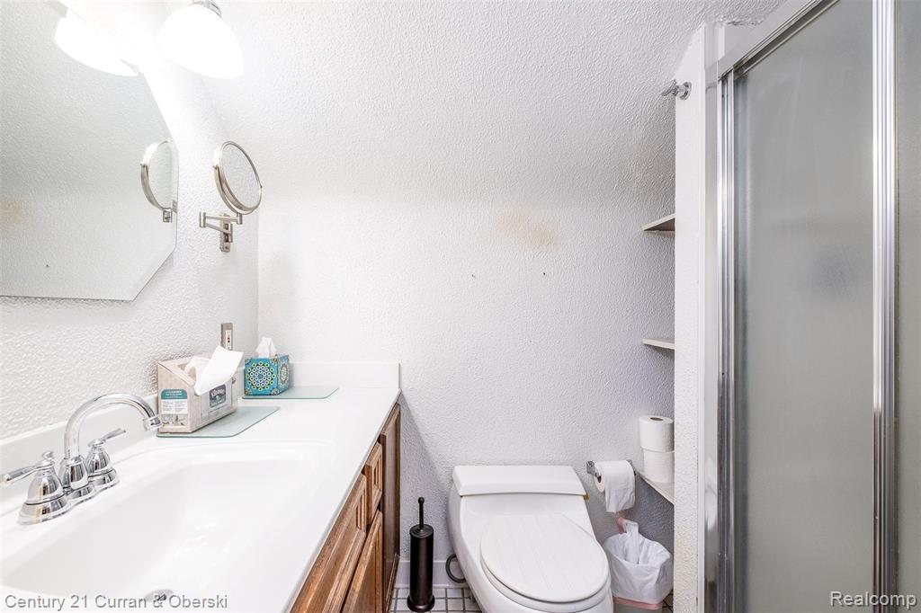 11700 Farley, Redford, MI 48239 — Photo 30
