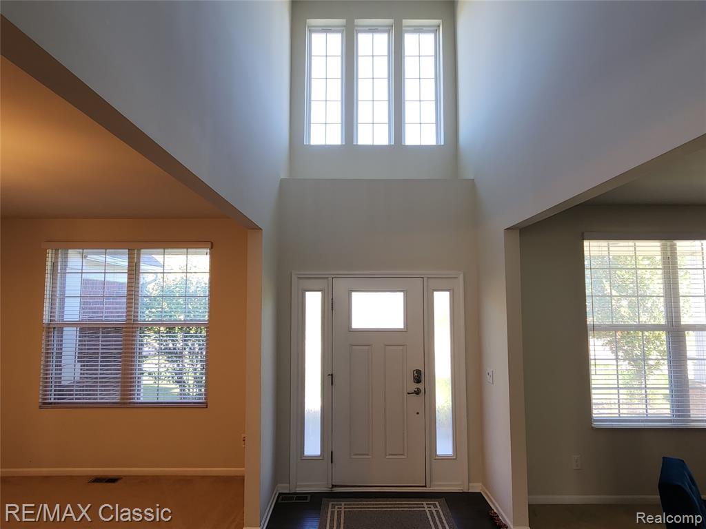5887 Northford, Canton, MI 48187 — Photo 2