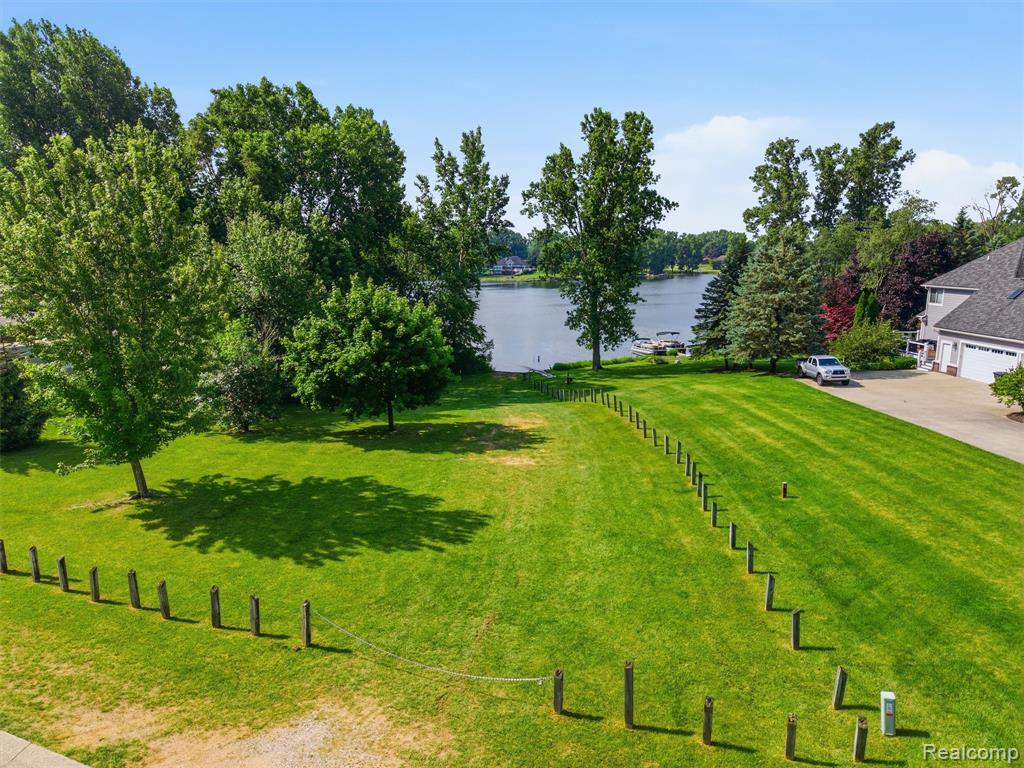 4040 Taggett Lake Drive, Highland, MI — Photo 45