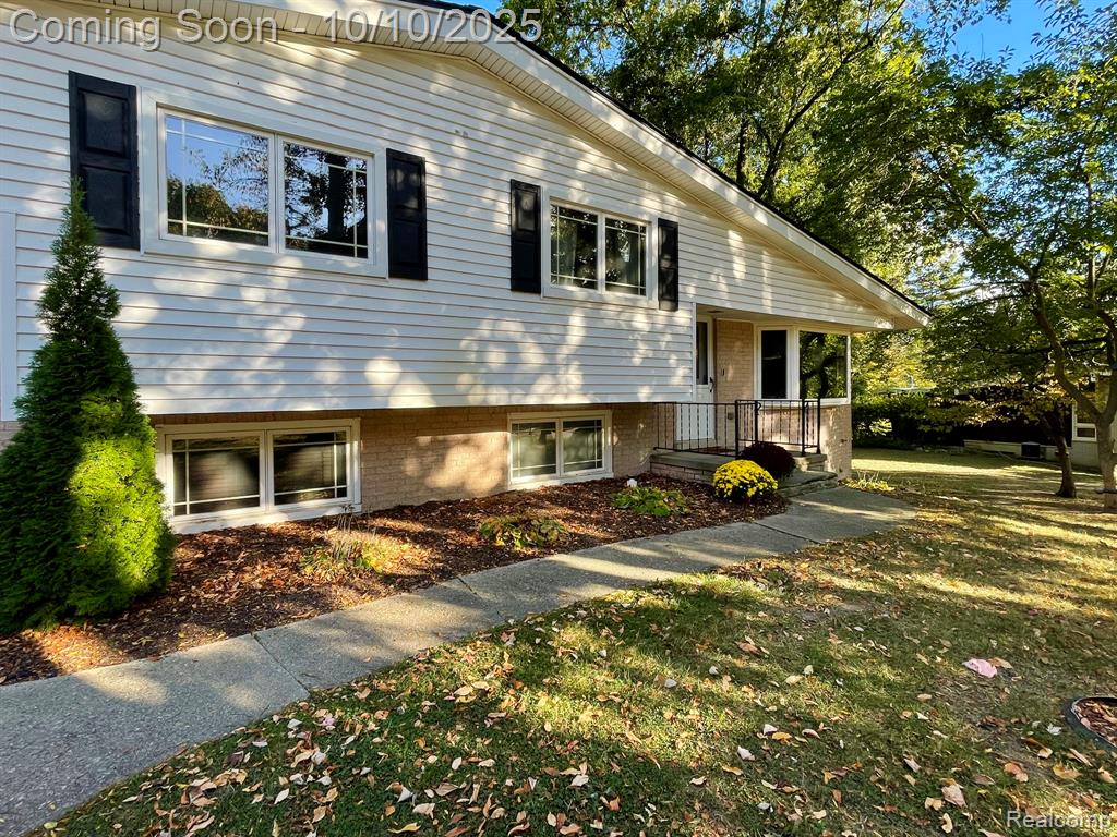 6460 Elmoor Drive, Troy, MI 48098 — Photo 3