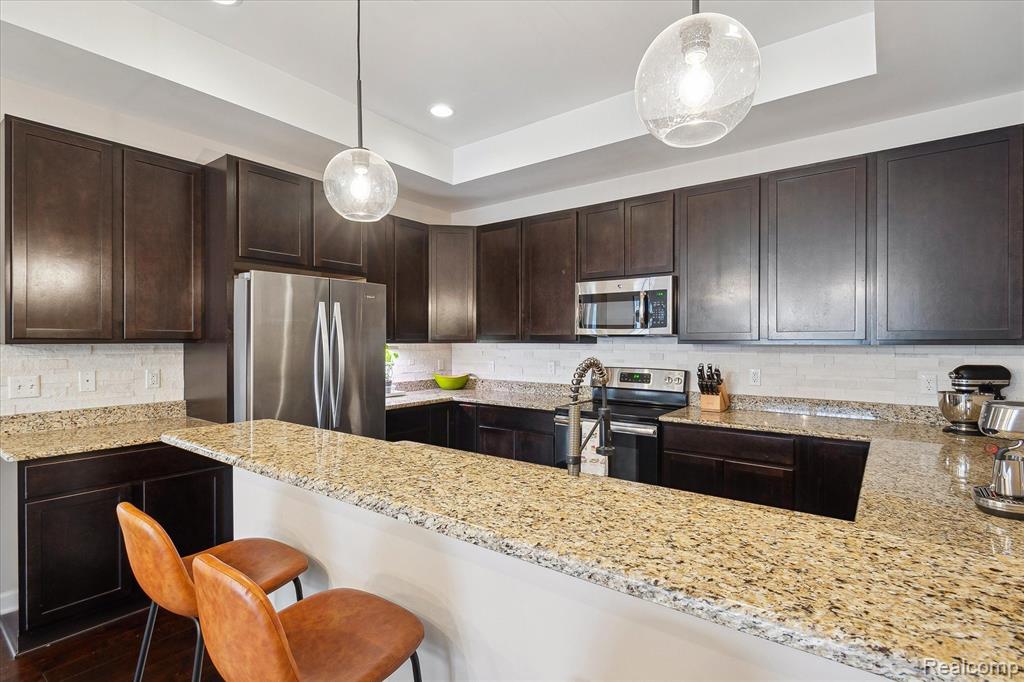 5559 ARBOR CHASE Drive, Ann Arbor, MI 48103 — Photo 11