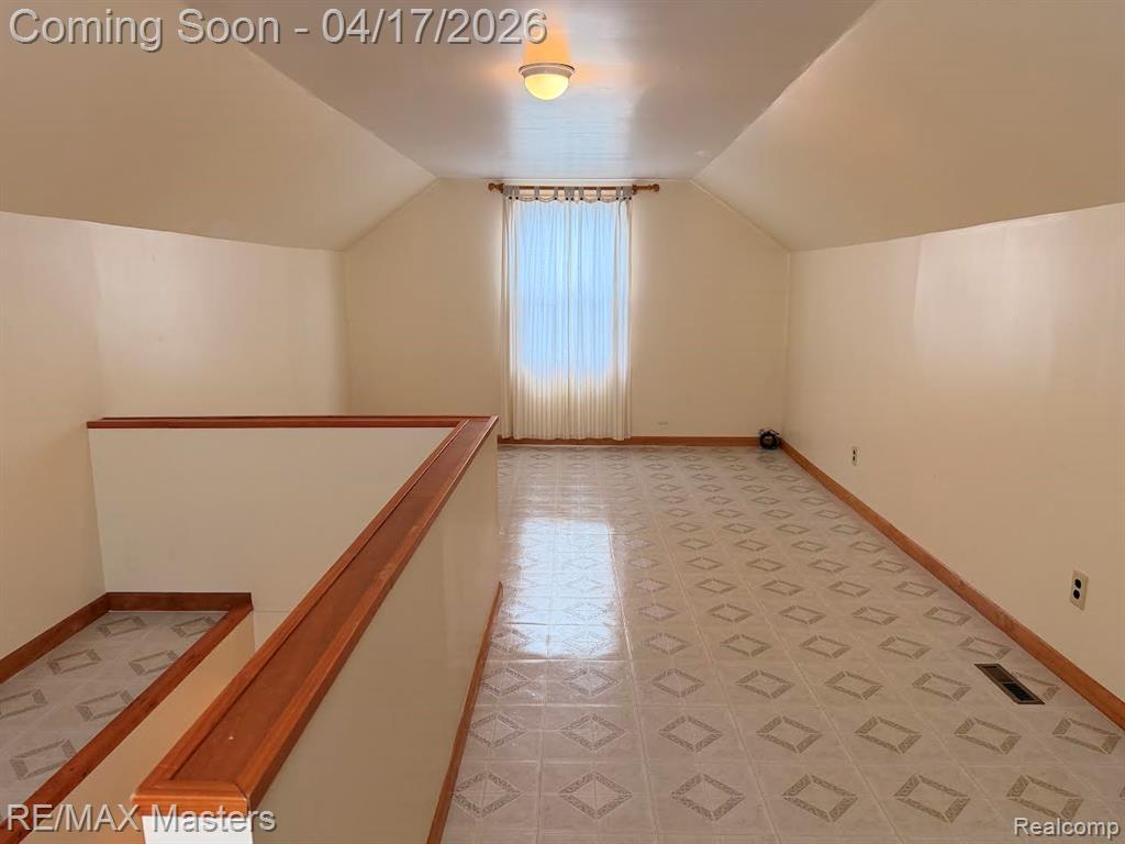 15395 Centralia, Redford, MI 48239 — Photo 25