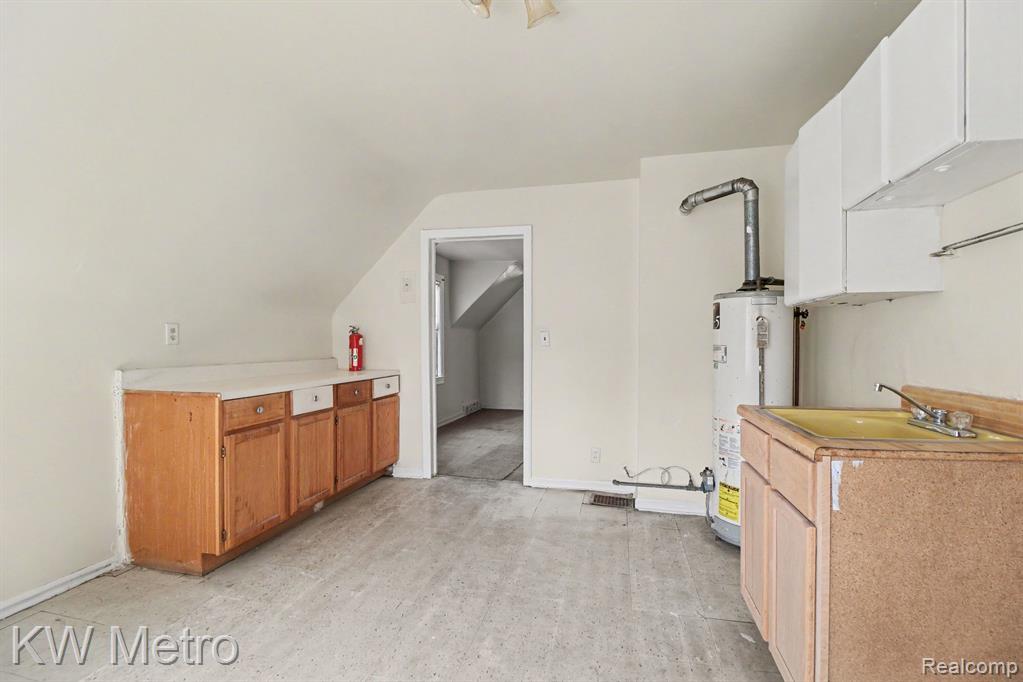 6345 Whitehead Street, Detroit, MI 48210 — Photo 19