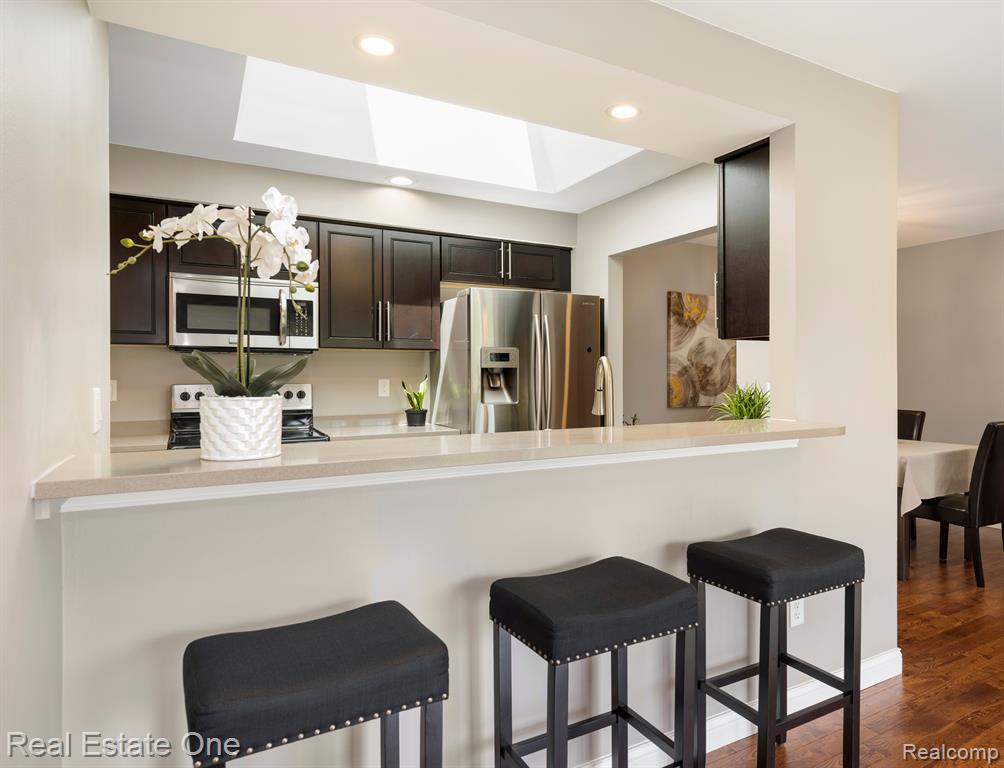 49139 FREEDOM Court, 4, Shelby Twp, MI 48315 — Photo 10
